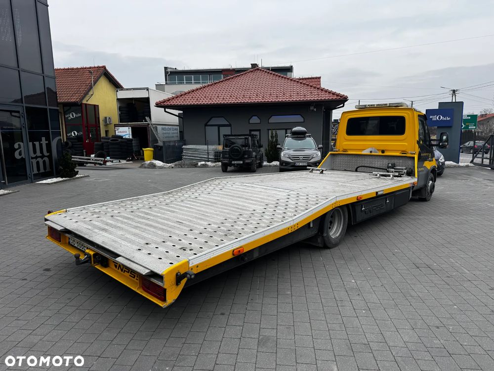 Iveco Daily NPS zabudowa stała z zapadniami. - 3