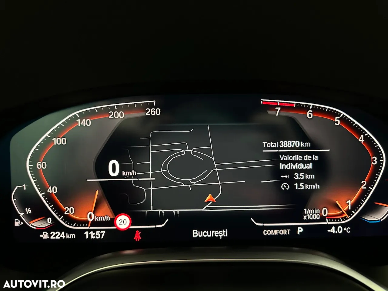 BMW Seria 7 740Li xDrive - 32