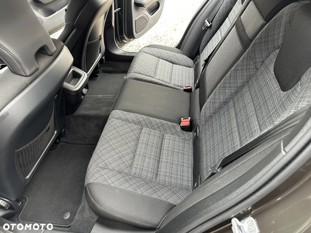 Volvo V60 B3 B Momentum Pro - 8
