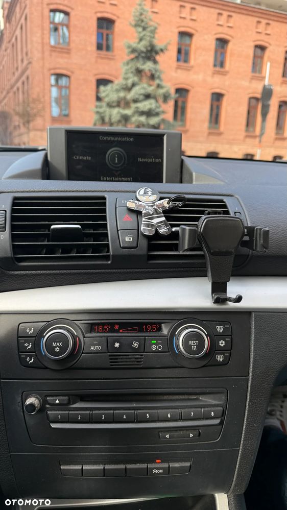 BMW Seria 1 120d - 15