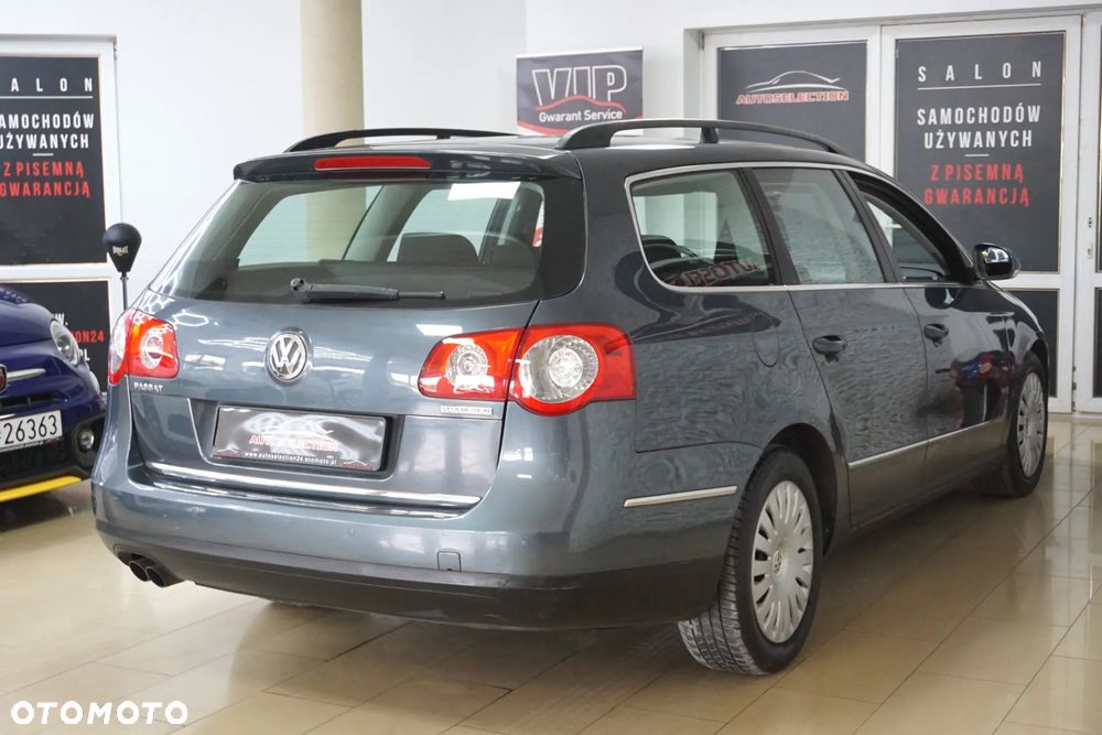Volkswagen Passat Variant 2.0 TDI DPF Comfortline Blue Motion Technology - 4