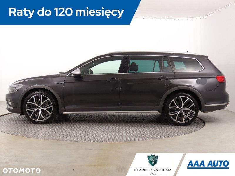 Volkswagen Passat Variant - 4