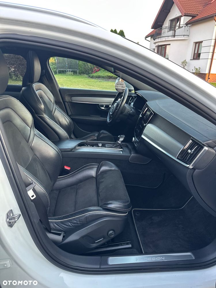 Volvo V90 D3 R-Design - 25