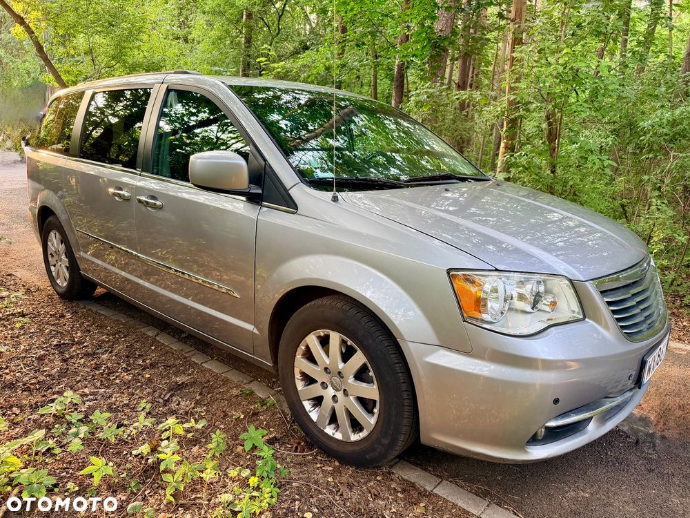 Chrysler Town & Country 3.6 Touring - 2