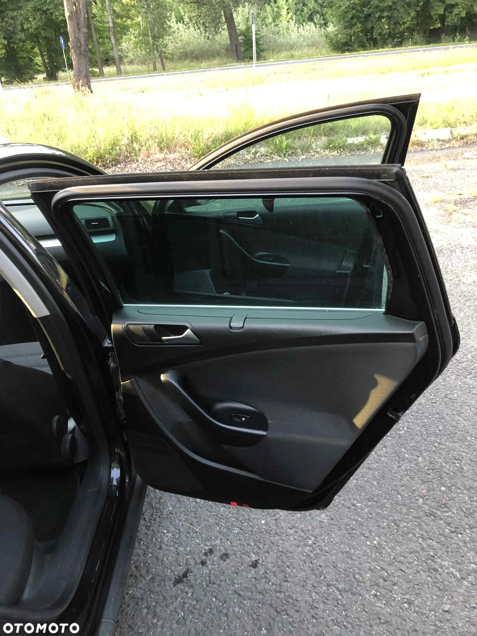Volkswagen Passat Variant 2.0 TDI DPF Sportline - 20