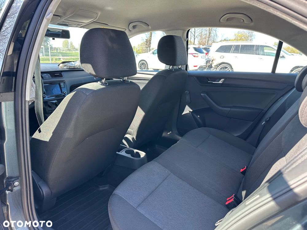 Skoda RAPID 1.0 TSI Active - 9