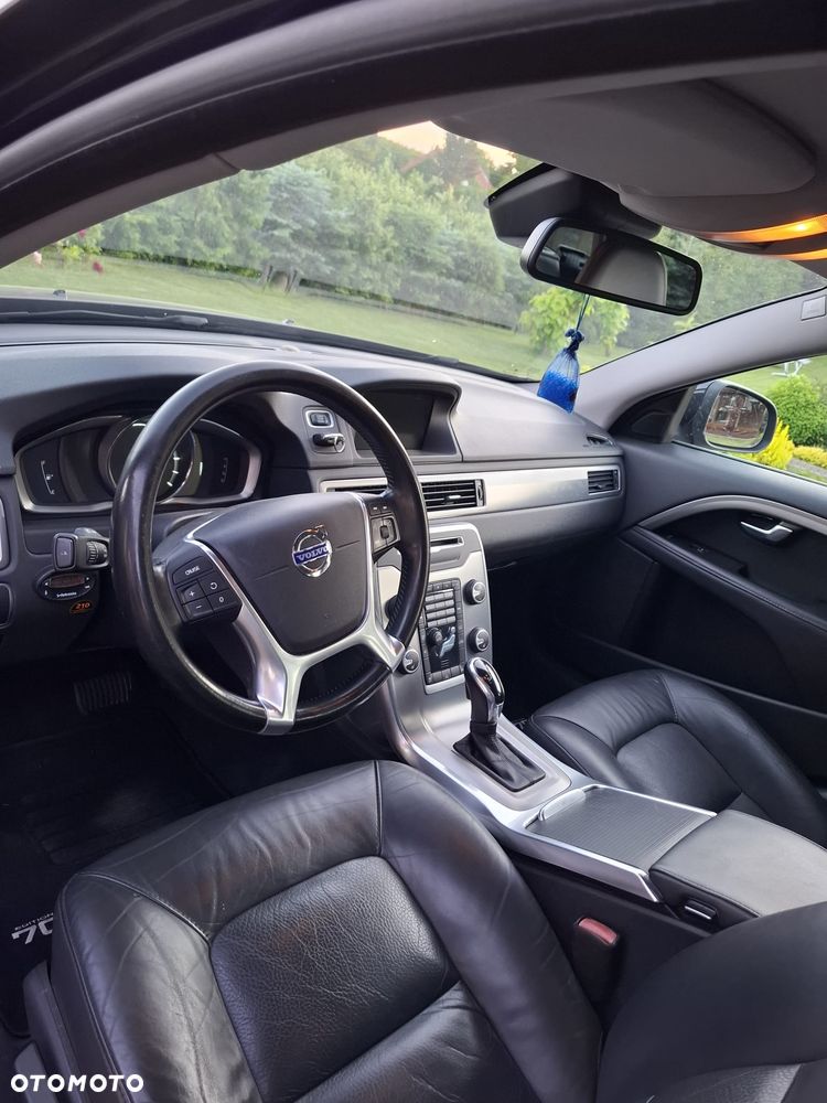 Volvo V70 D4 Geartronic Kinetic - 20