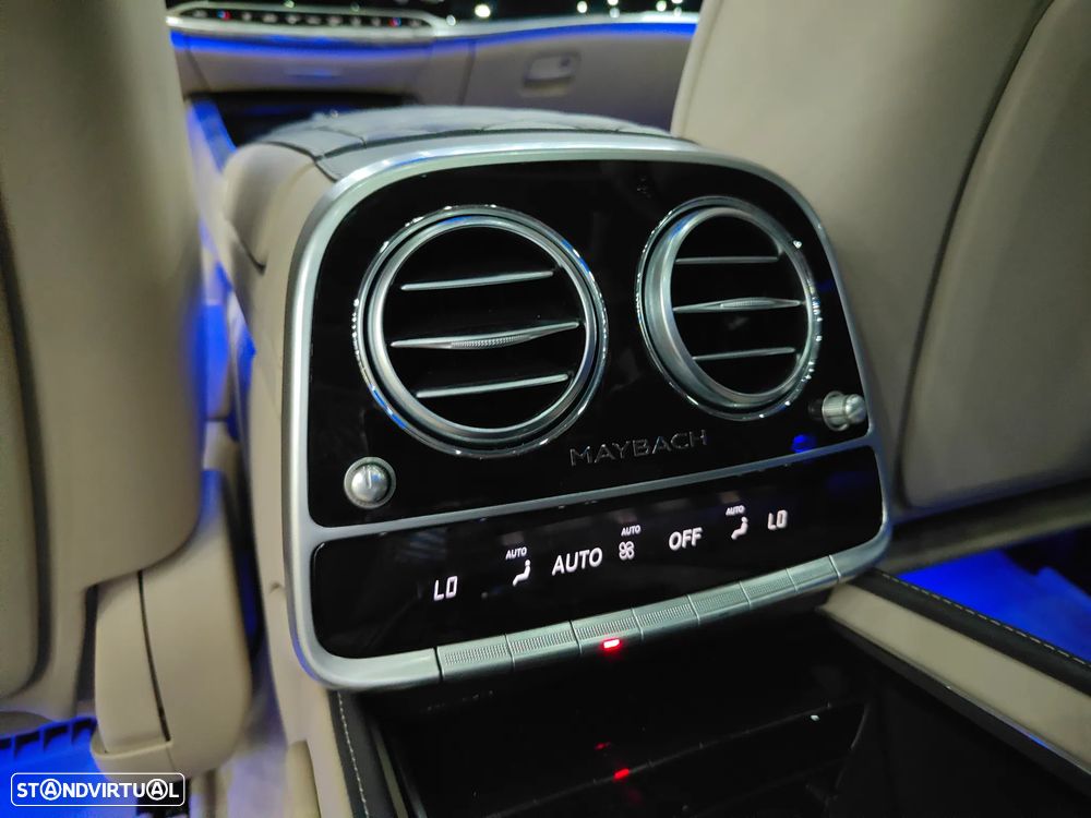 Mercedes-Benz S 500 Maybach 4-Matic - 44