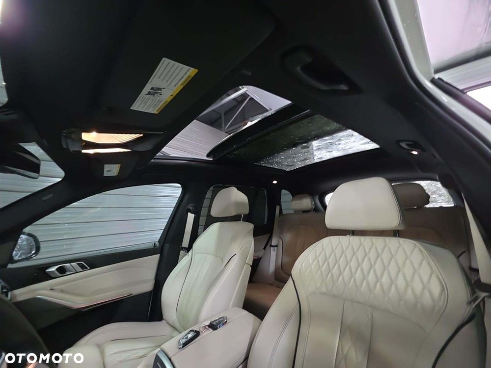 BMW X5 xDrive40i xLine - 12