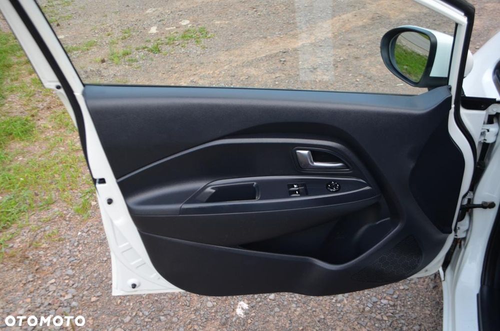 Kia Rio 1.2 L - 21