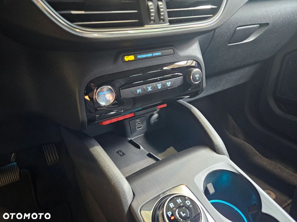 Ford Kuga 2.5 FHEV AWD Titanium eCVT - 14