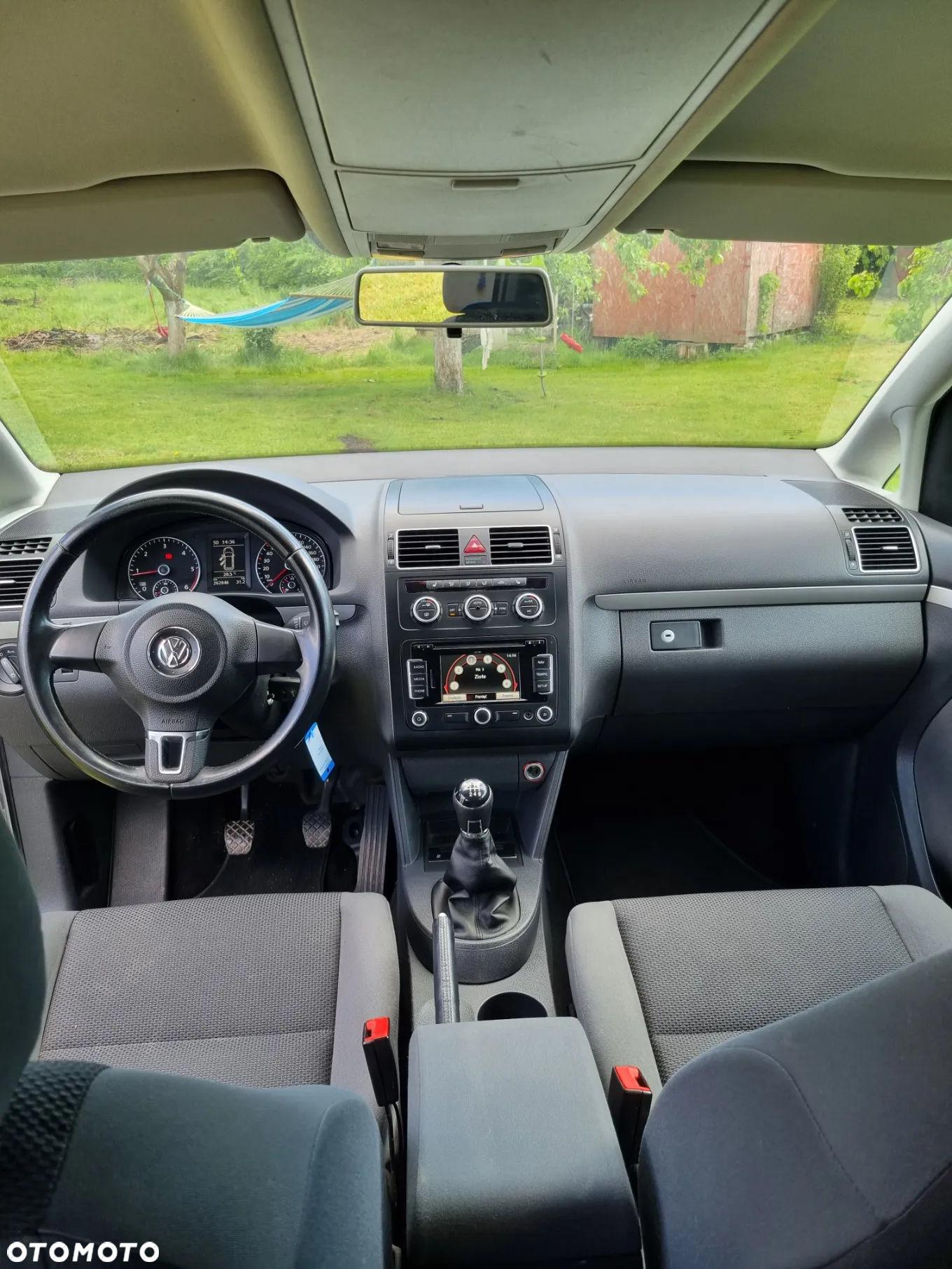 Volkswagen Touran 1.6 TDI DPF BlueMot Comfortline - 10