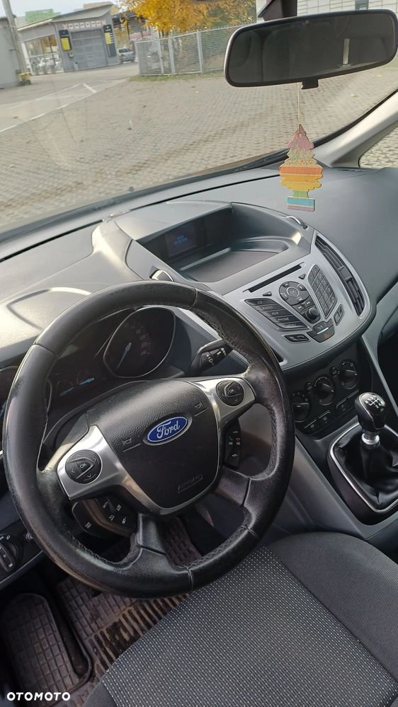 Ford C-MAX - 11