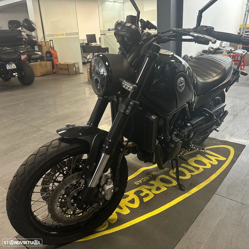 Benelli Leoncino 500 - 3