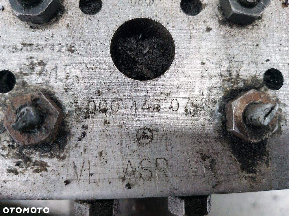 POMPA ABS VW LT 35 A0004460789 0273004311  BOSCH 2.5 TDI - 2