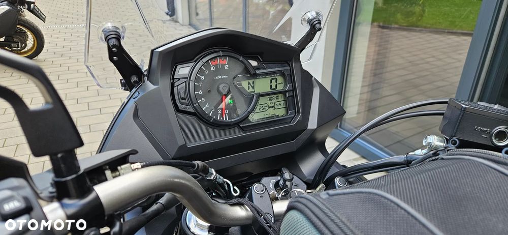 Suzuki DL - 10