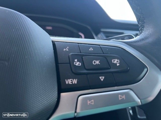 VW Passat Variant - 16