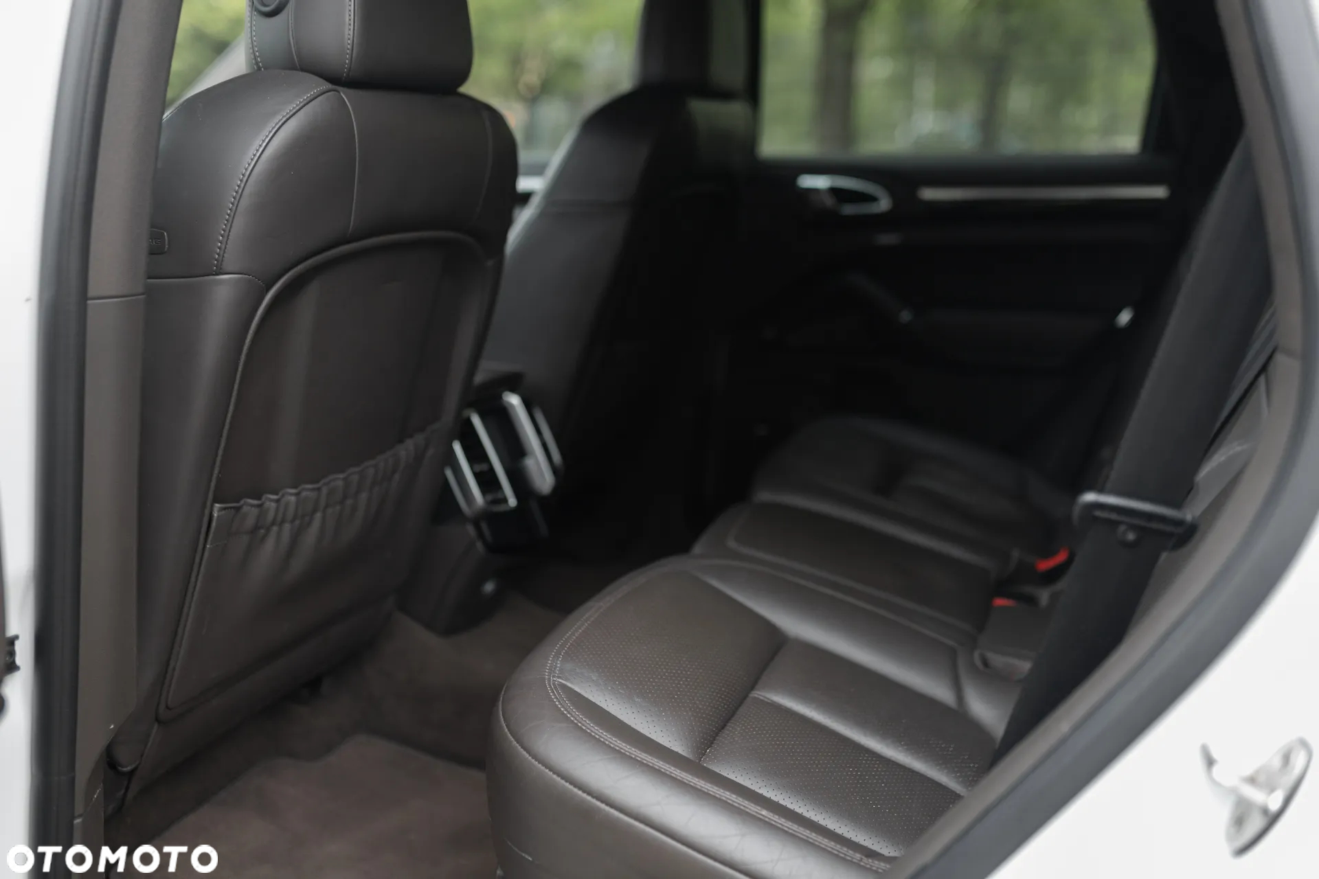 Porsche Cayenne Diesel Platinum Edition - 15