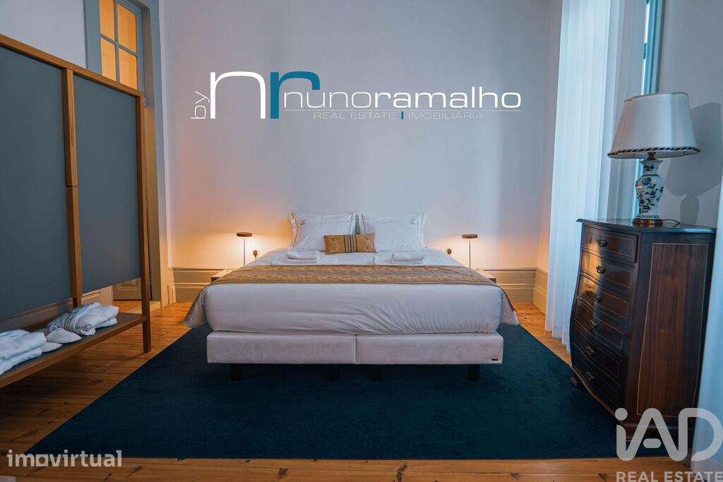 Casa / Villa T8 em Pinhel de 259 m2 - Grande imagem: 2/40