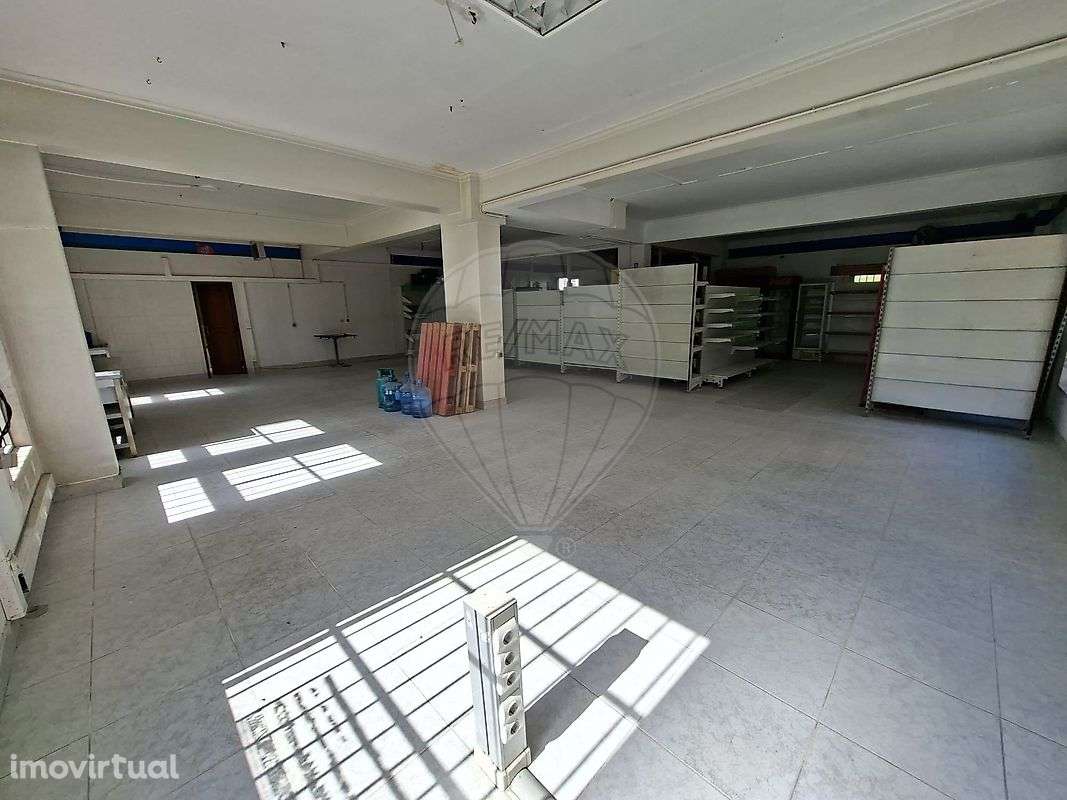 Loja  para arrendamento - Grande imagem: 5/17