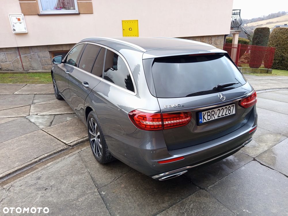 Mercedes-Benz Klasa E - 12