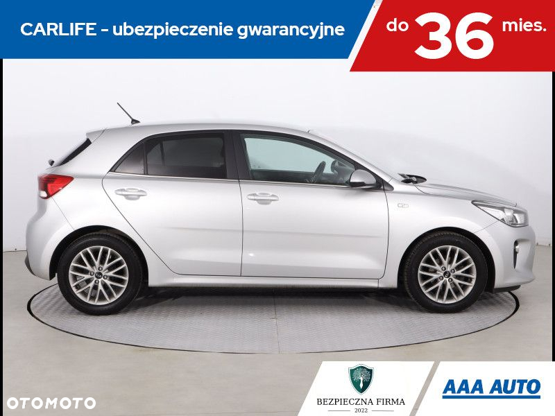 Kia Rio - 7