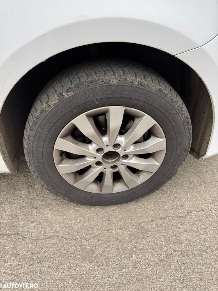 Mercedes-Benz Vito - 20