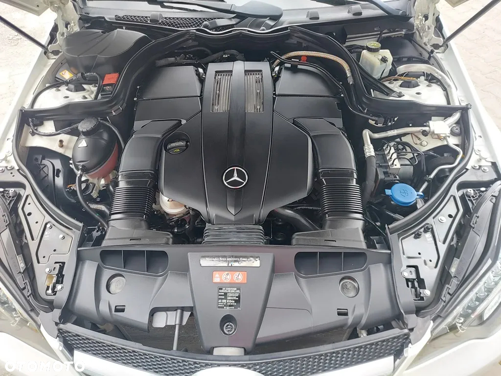 Mercedes-Benz Klasa E 400 Coupe 7G-TRONIC - 16