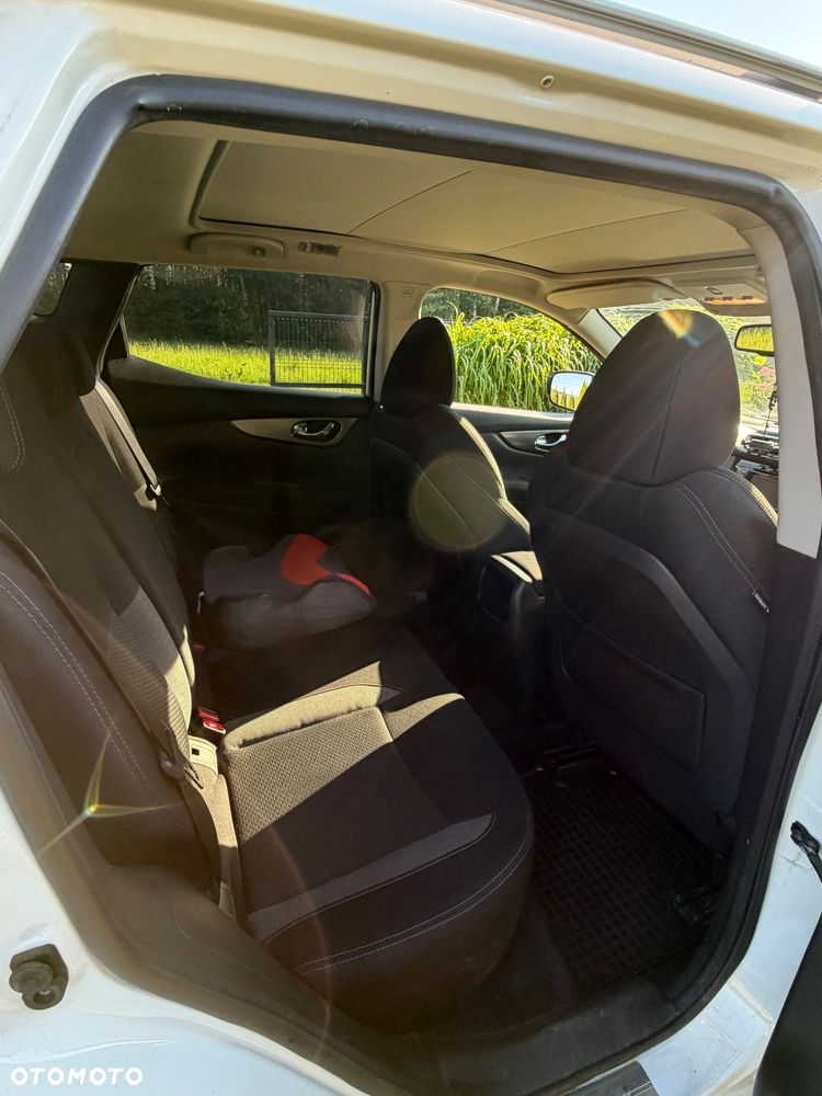 Nissan Qashqai 1.2 DIG-T N-Tec Xtronic EU6 - 16