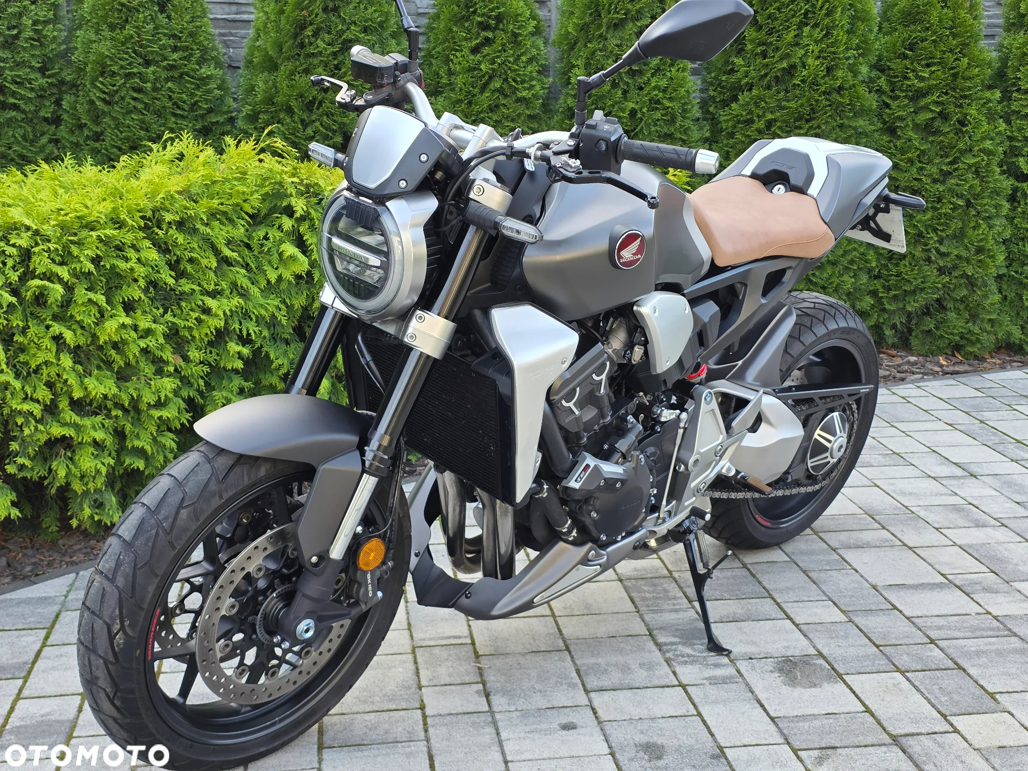 Honda CB - 26