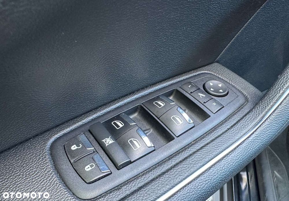 Maserati Levante - 10