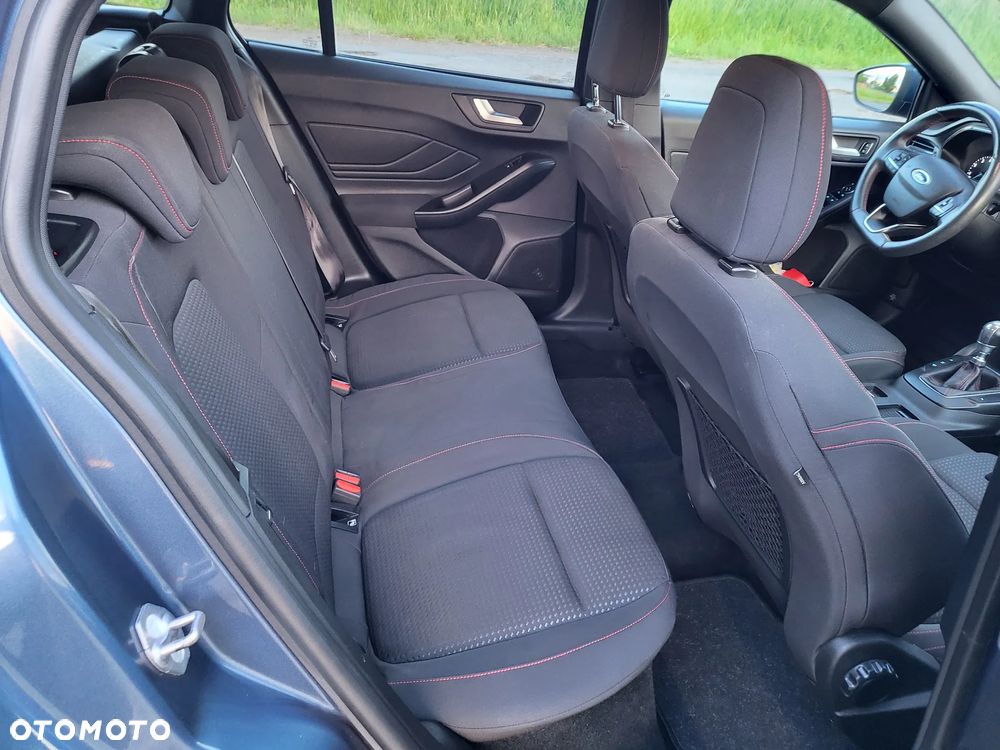 Ford Focus Turnier 1.5 EcoBoost Start-Stopp-System ST-Line - 21