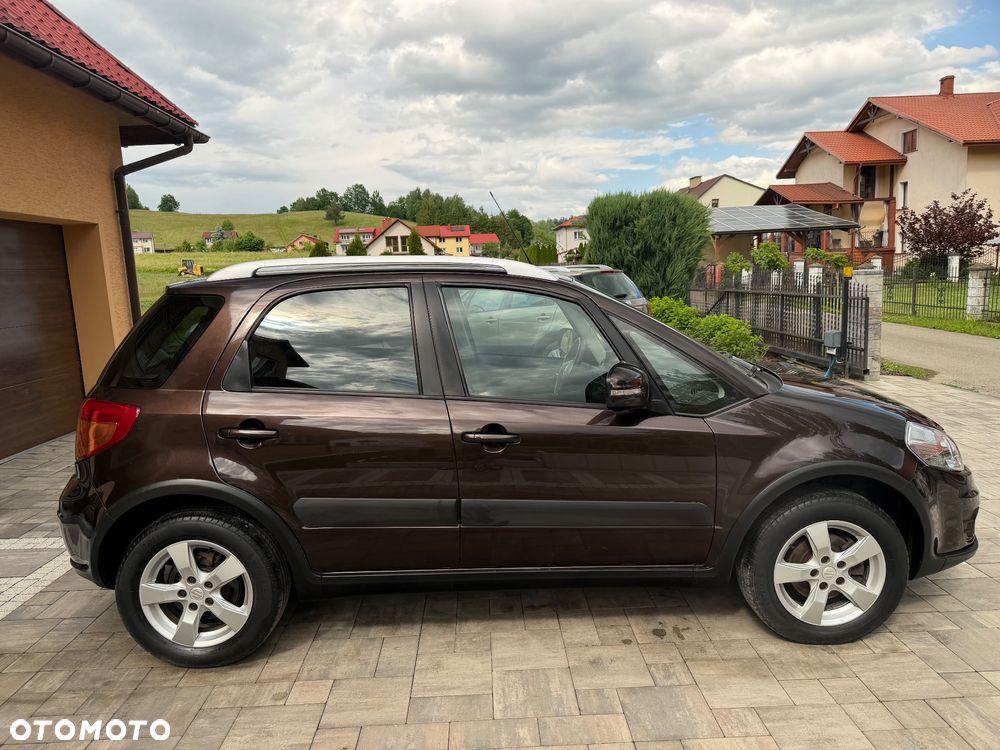 Suzuki SX4 1.6 VVT 4x4 Comfort - 21