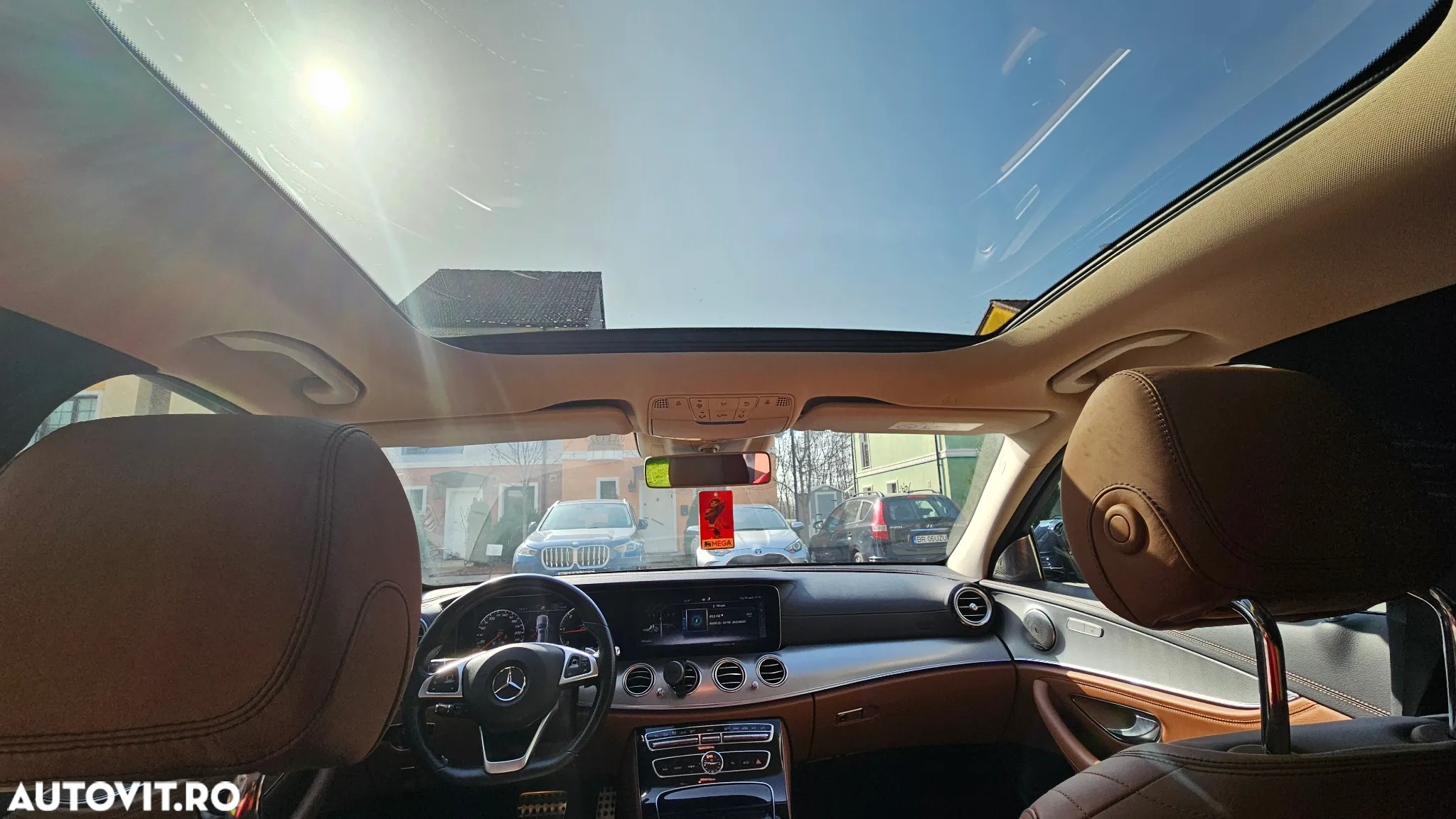 Mercedes-Benz E 220 d T 9G-TRONIC AMG Line - 15