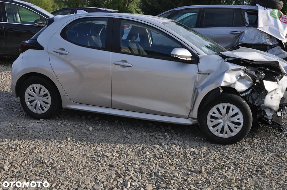 Toyota Yaris - 13