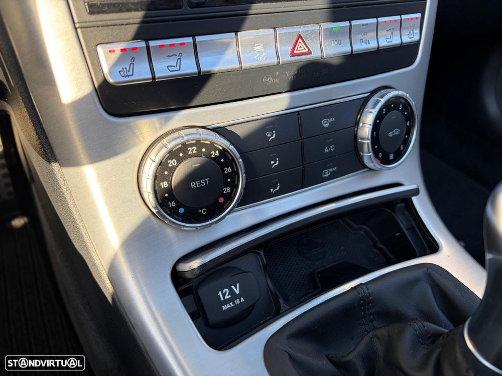 Mercedes-Benz SLK 200 Standard - 34