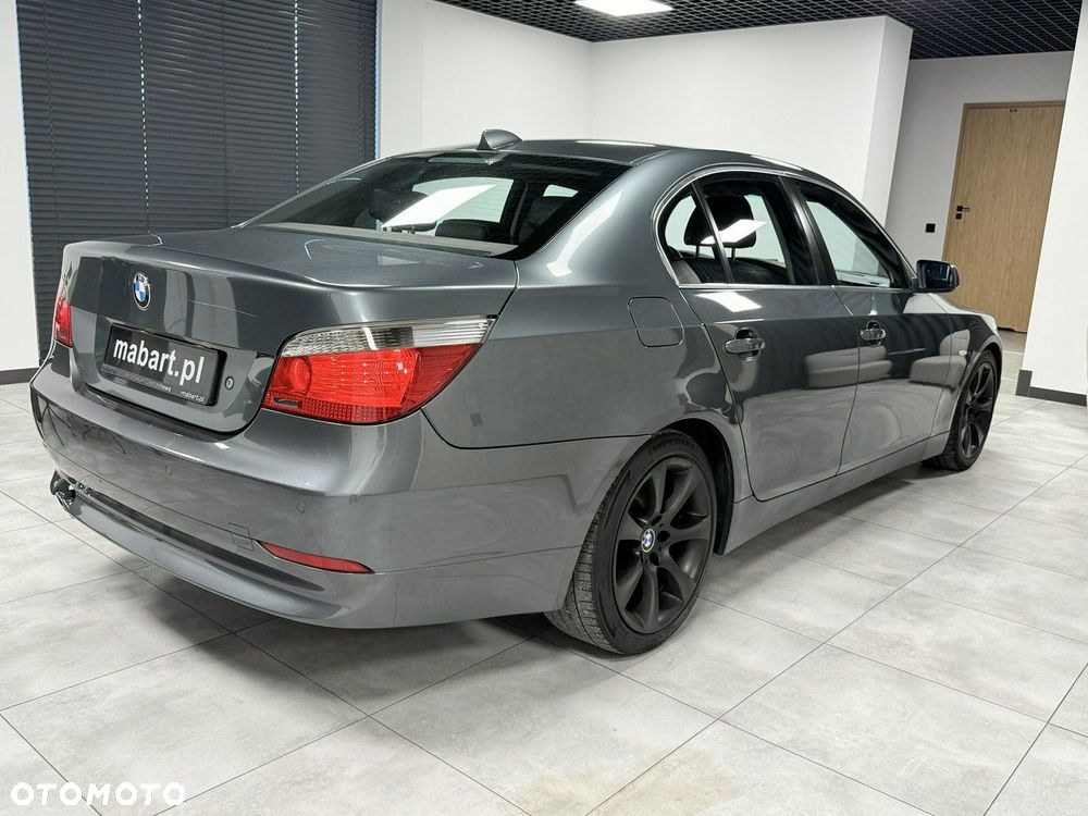 BMW Seria 5 520i - 8