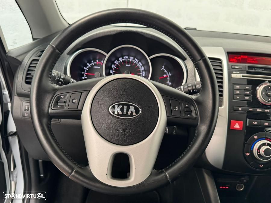 Kia Venga 1.4 CRDi ISG More - 14