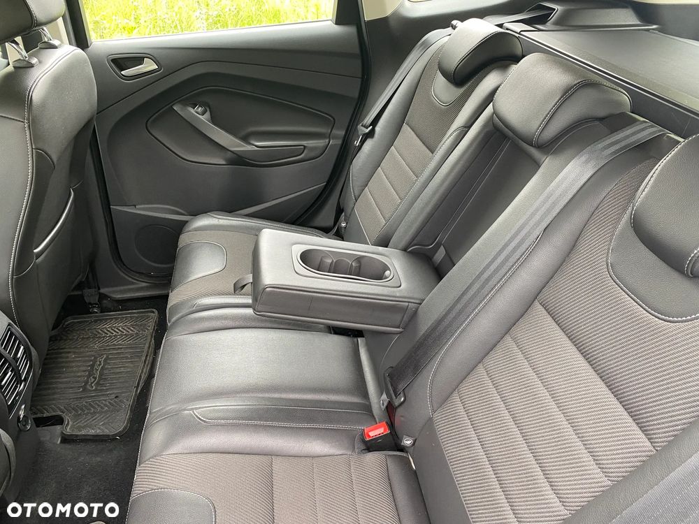 Ford Kuga 2.0 TDCi 4WD Titanium - 2