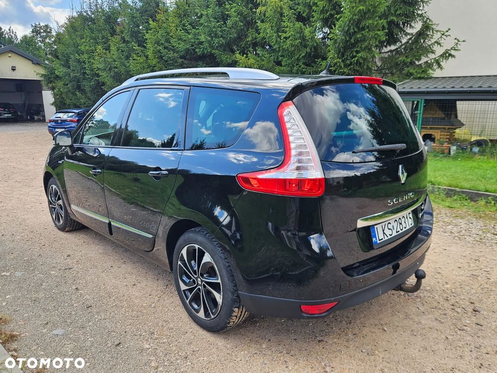 Renault Scenic 1.5 dCi Bose - 9