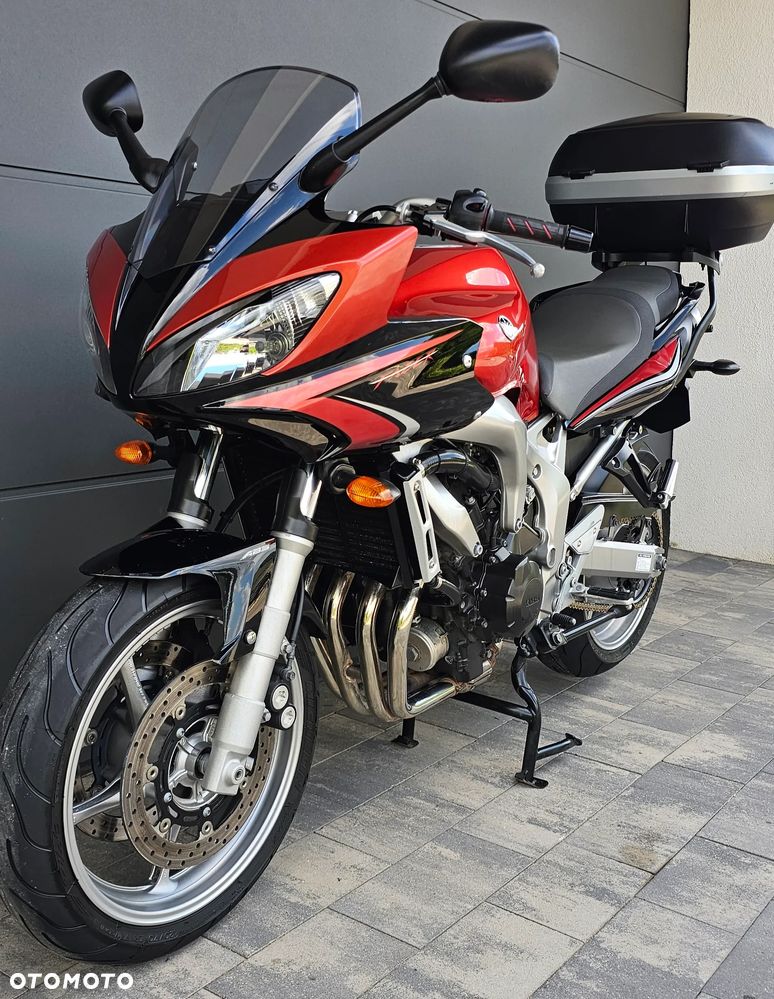Yamaha FZ6 - 21
