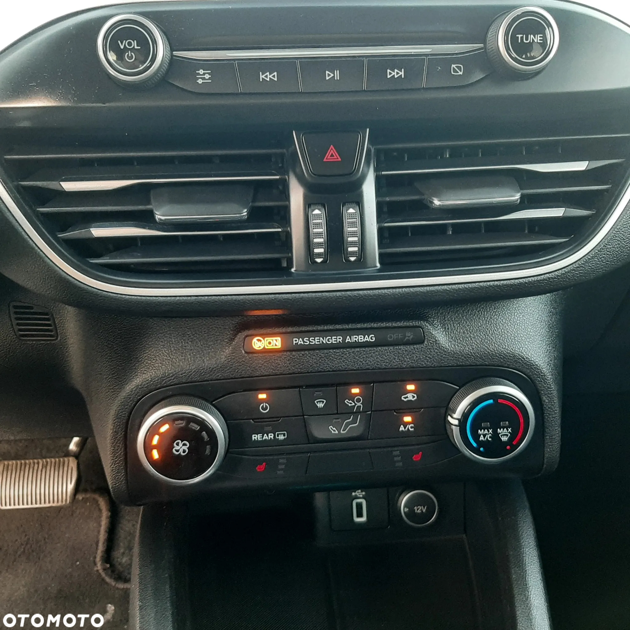 Ford Focus 2.0 EcoBlue Active Business - 20