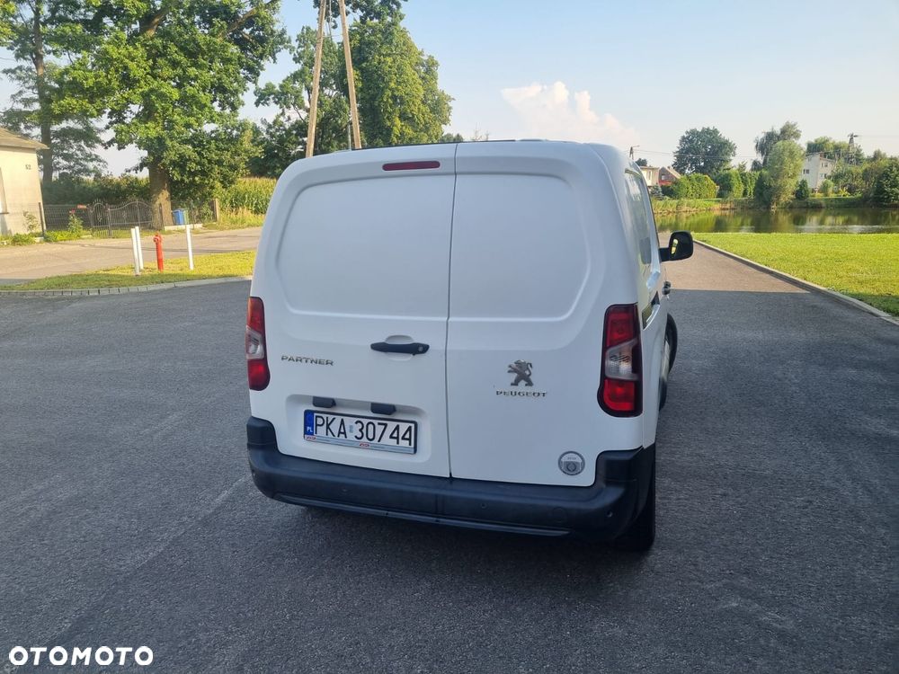 Peugeot PARTNER - 4