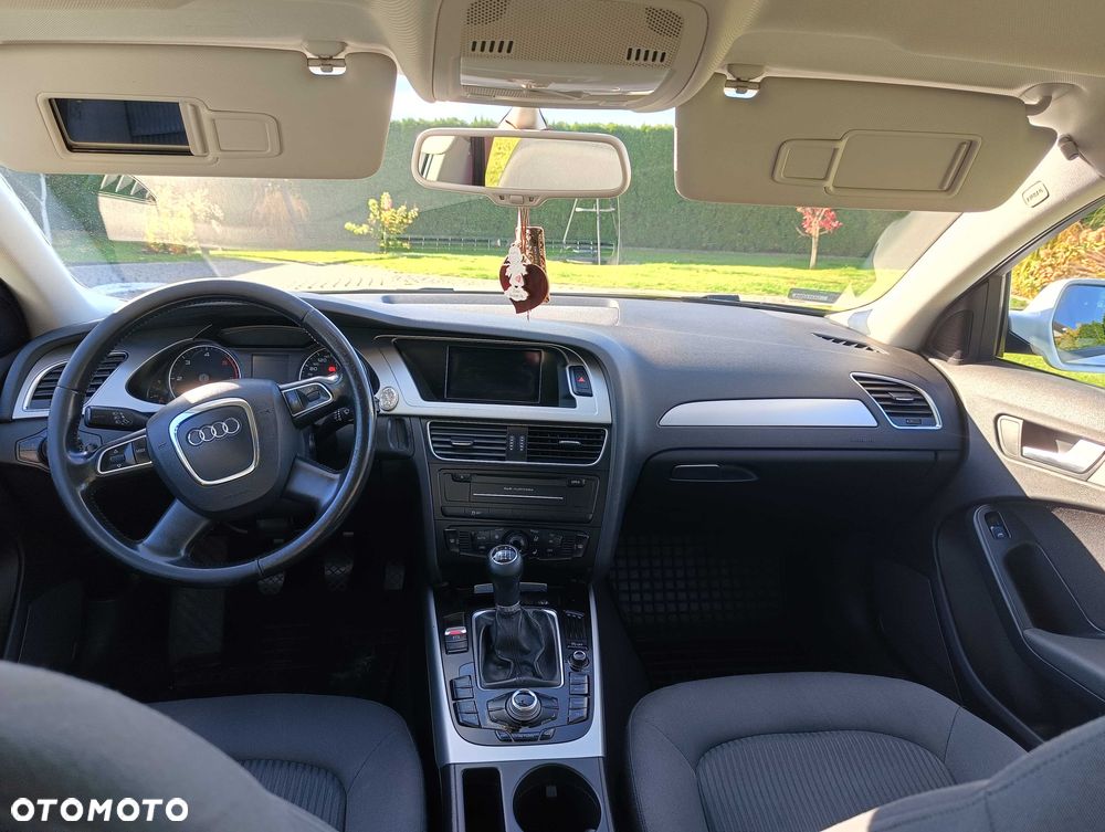 Audi A4 Avant - 5