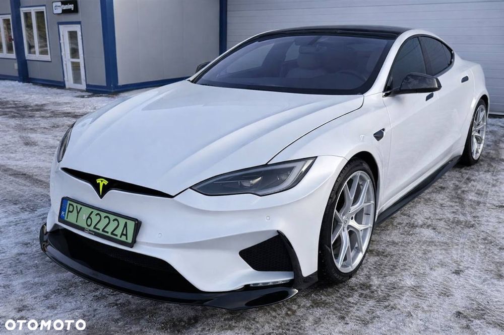 Tesla Model S - 1