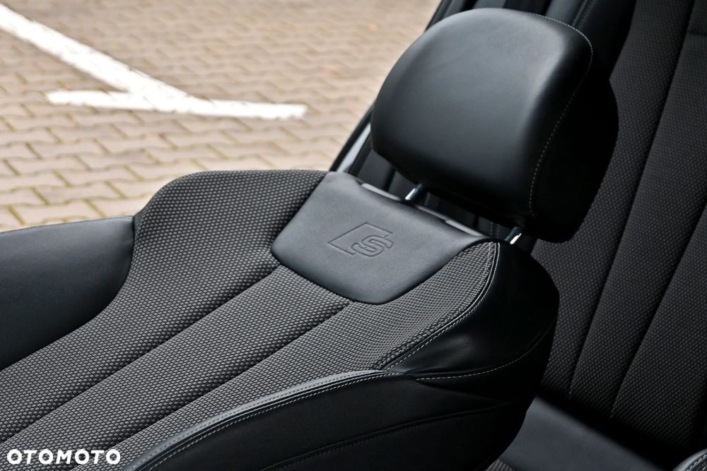 Audi A4 Avant 2.0 TDI DPF clean diesel quattro S tronic S line Sportpaket - 25