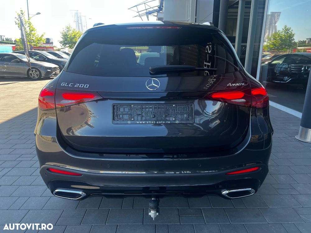 Mercedes-Benz GLC 200 4Matic 9G-TRONIC AMG Line Advanced - 4