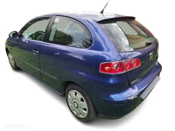 Seat Ibiza 1.4 16V Reference - 8