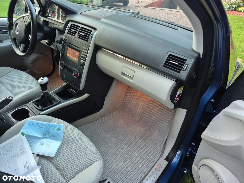 Mercedes-Benz Klasa B 180 CDI - 12