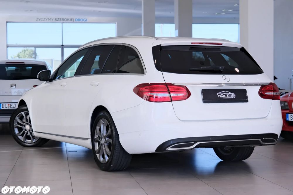 Mercedes-Benz Klasa C 200 7G-TRONIC - 12